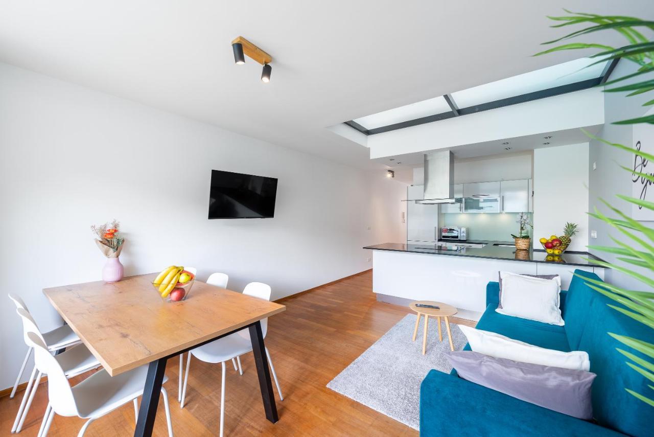 Apartment With Balcony And Parking Near The Prague Museum Ngoại thất bức ảnh