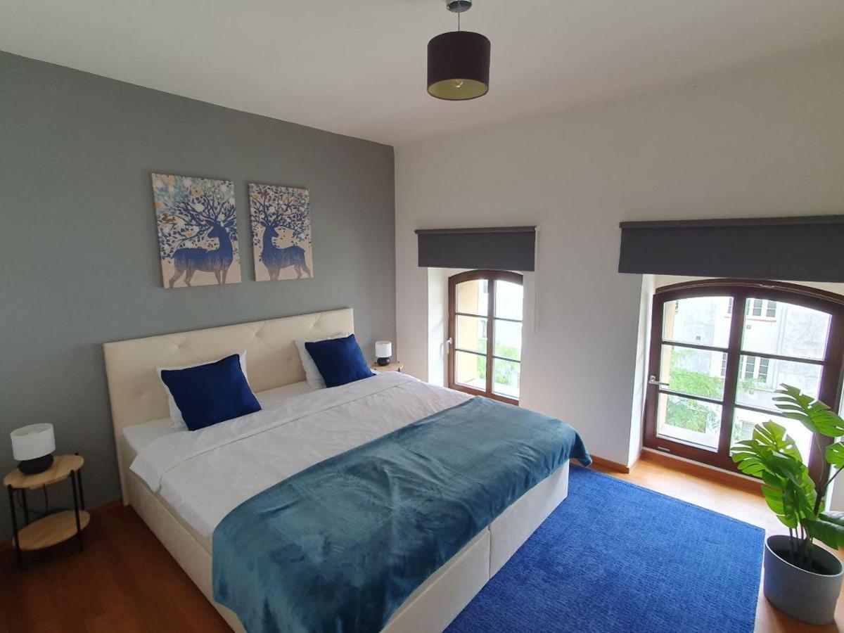 Apartment With Balcony And Parking Near The Prague Museum Ngoại thất bức ảnh